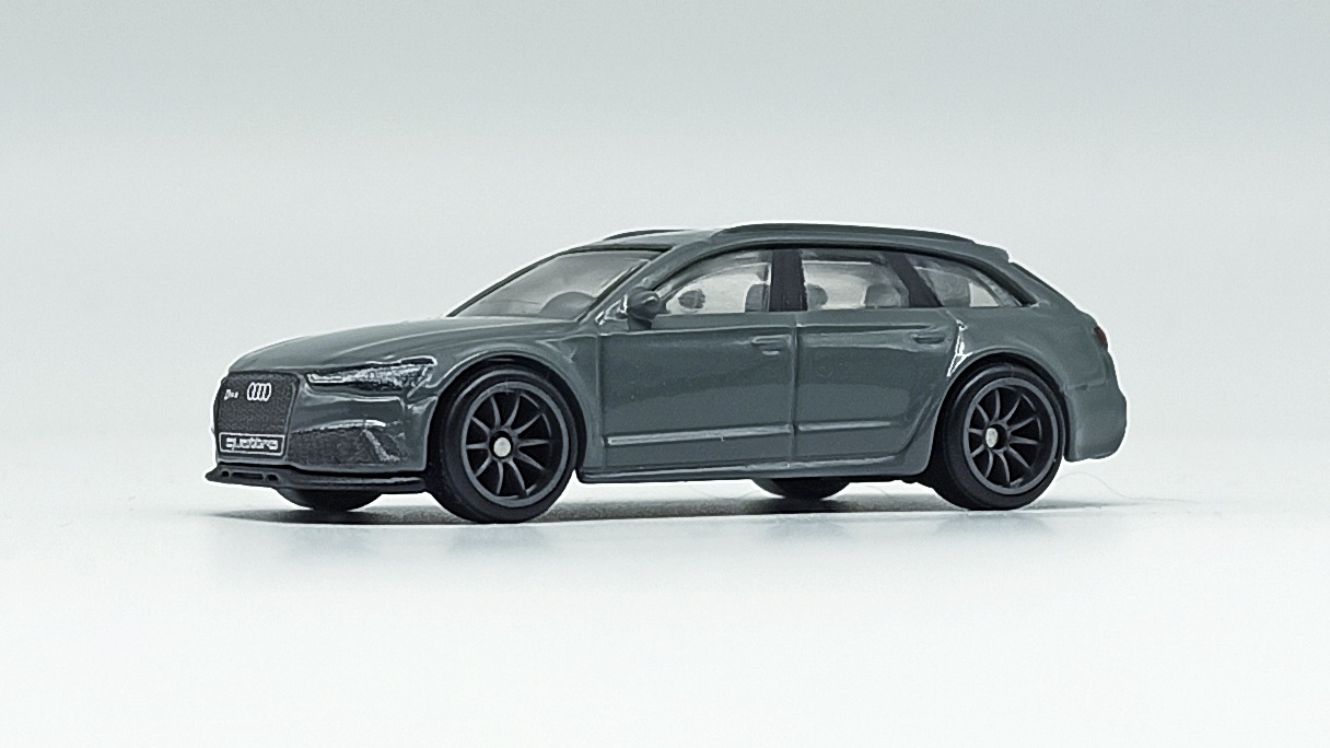 Hot Wheels '17 Audi RS 6 Avant (GRJ65) 2021 Car Culture: Fast Wagons (5/5) grey side angle