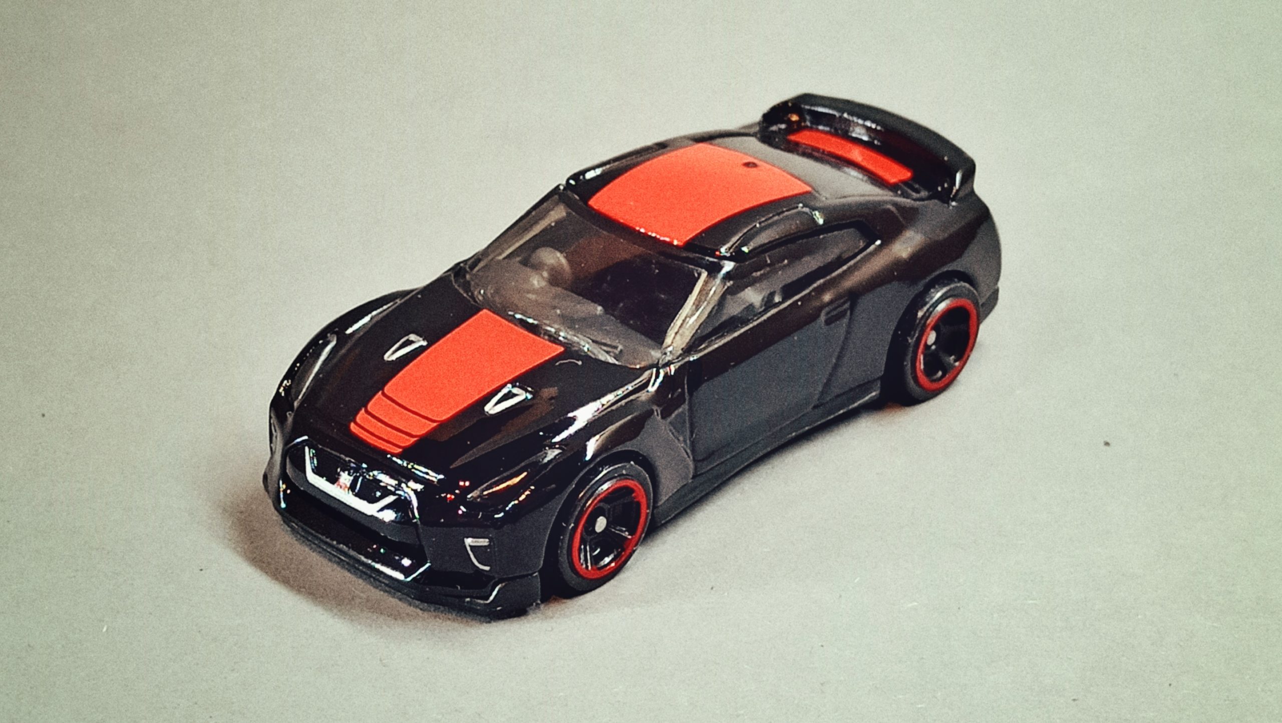 Hot Wheels '17 Nissan GT-R (R35) (GTD41) 2021 (79/250) Then and Now (2/10) black (Kroger Exclusive) top angle