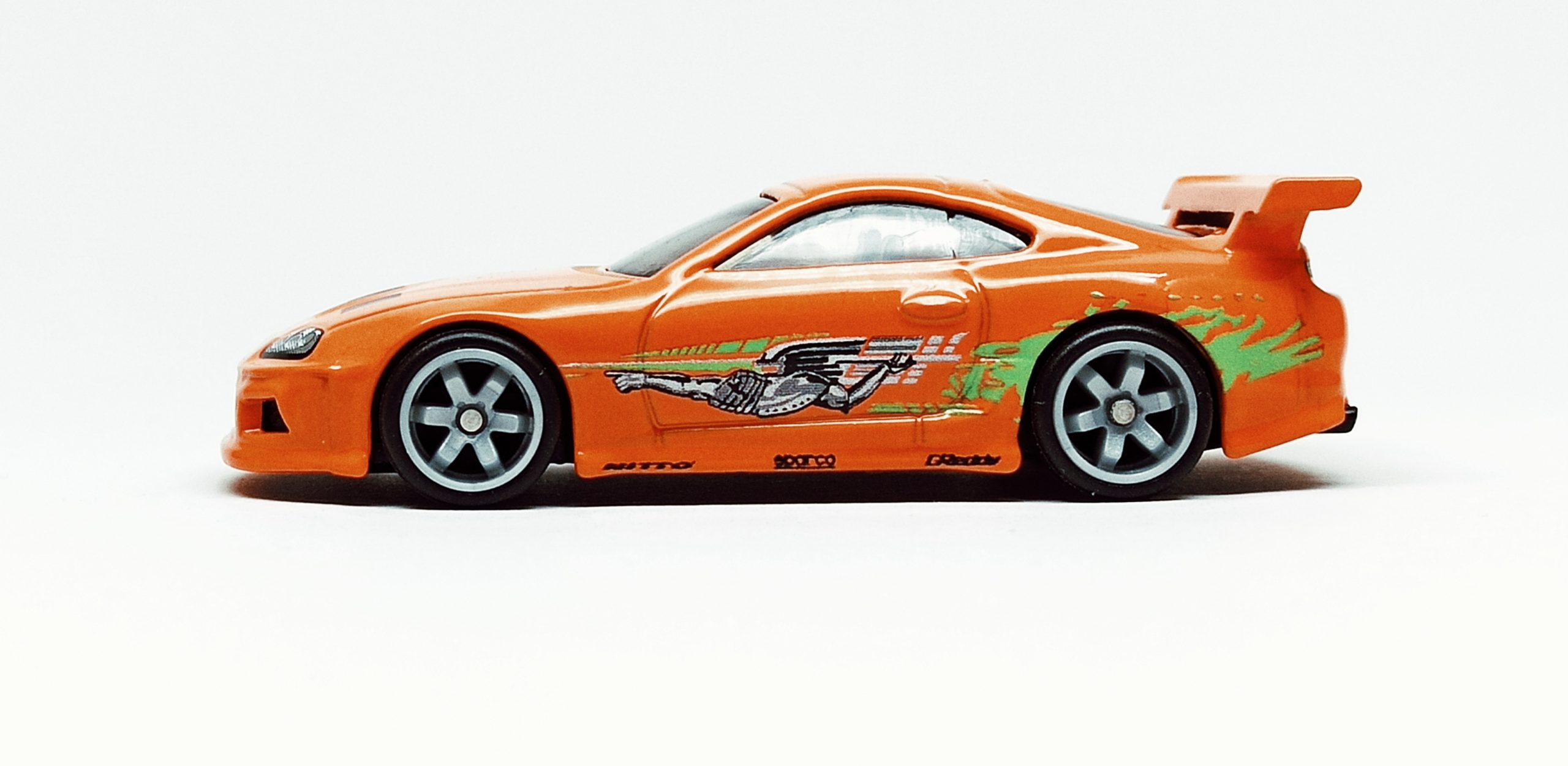 Hot Wheels Toyota Supra (GMH41) 2020 Fast & Furious Collector Set (Diorama) orange