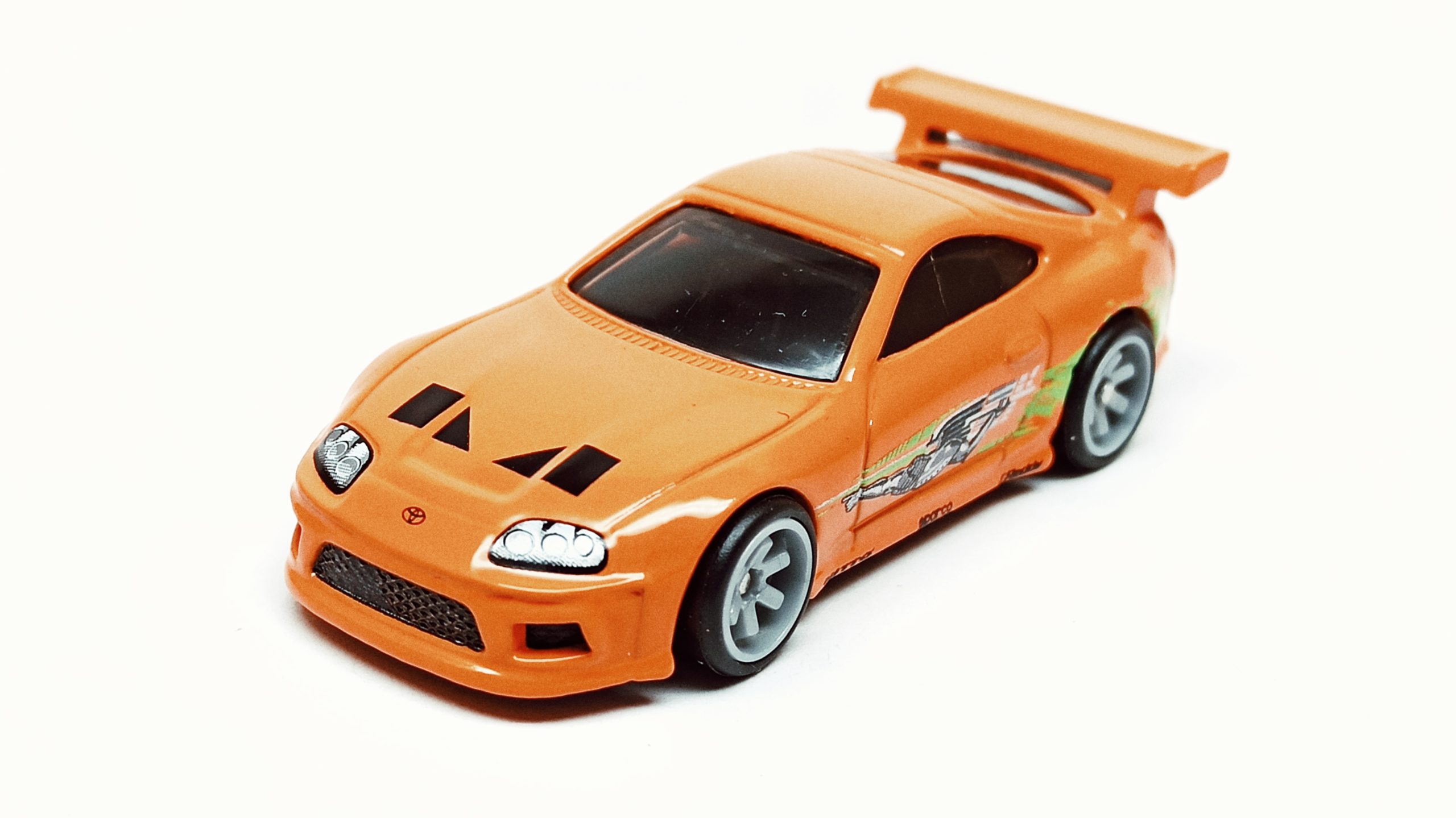 Hot Wheels Toyota Supra (GMH41) 2020 Fast & Furious Collector Set (Diorama) orange
