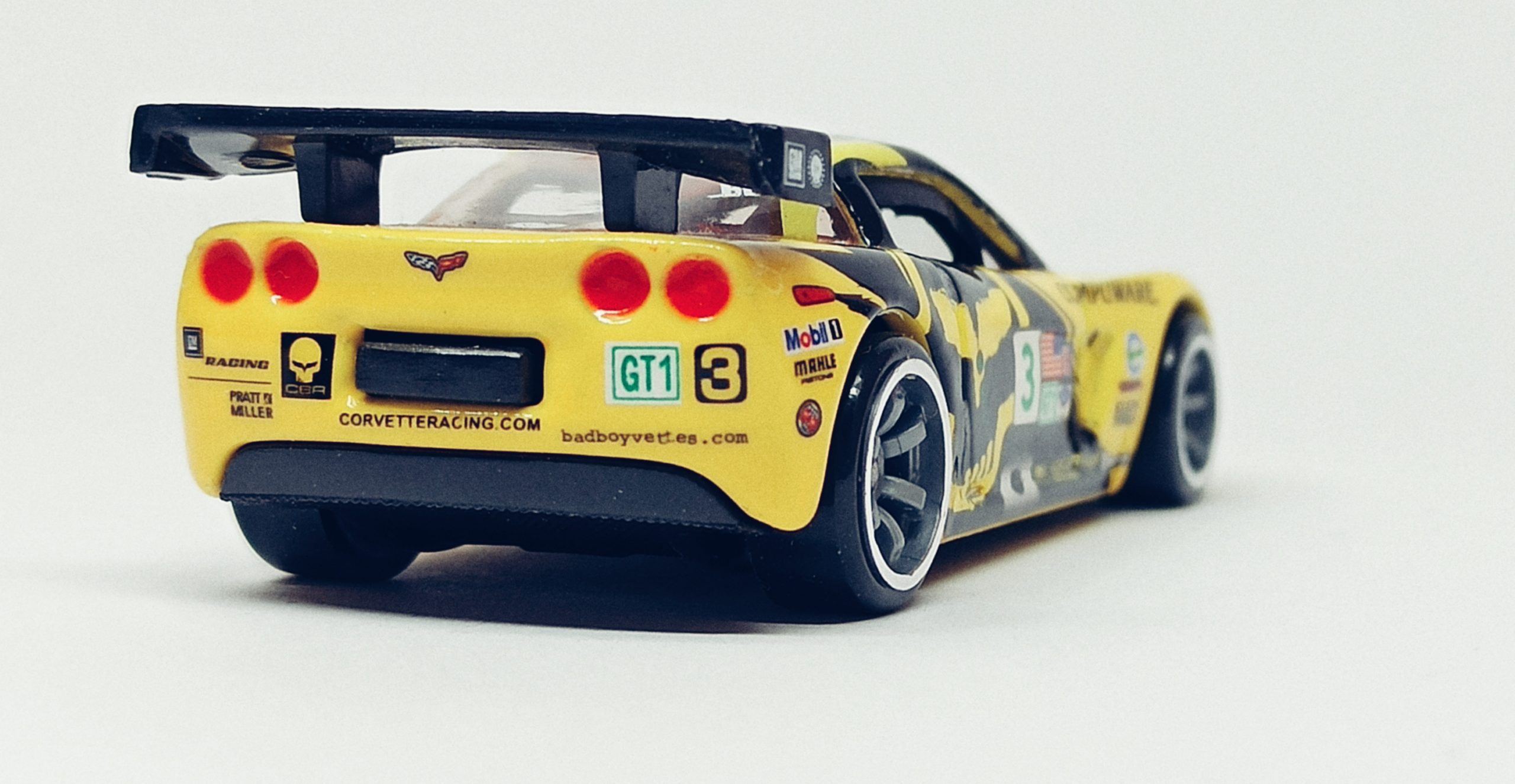 Hot Wheels Corvette C6R (R8502) 2010 Speed Machines yellow & black