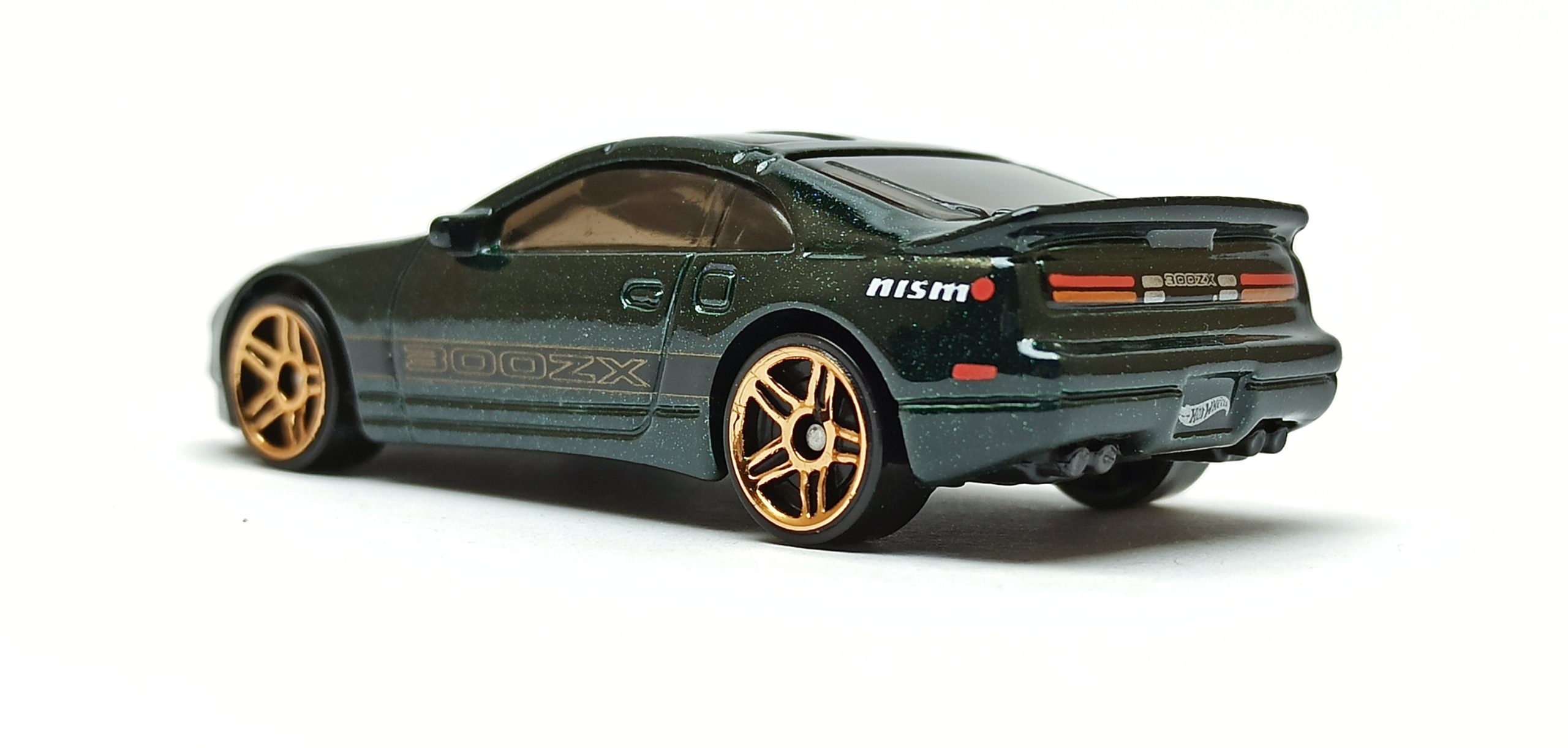 Hot Wheels Nissan 300ZX Twin Turbo (HGM12) 2022 JDM Japanese Classics 6-Pack metalflake dark green