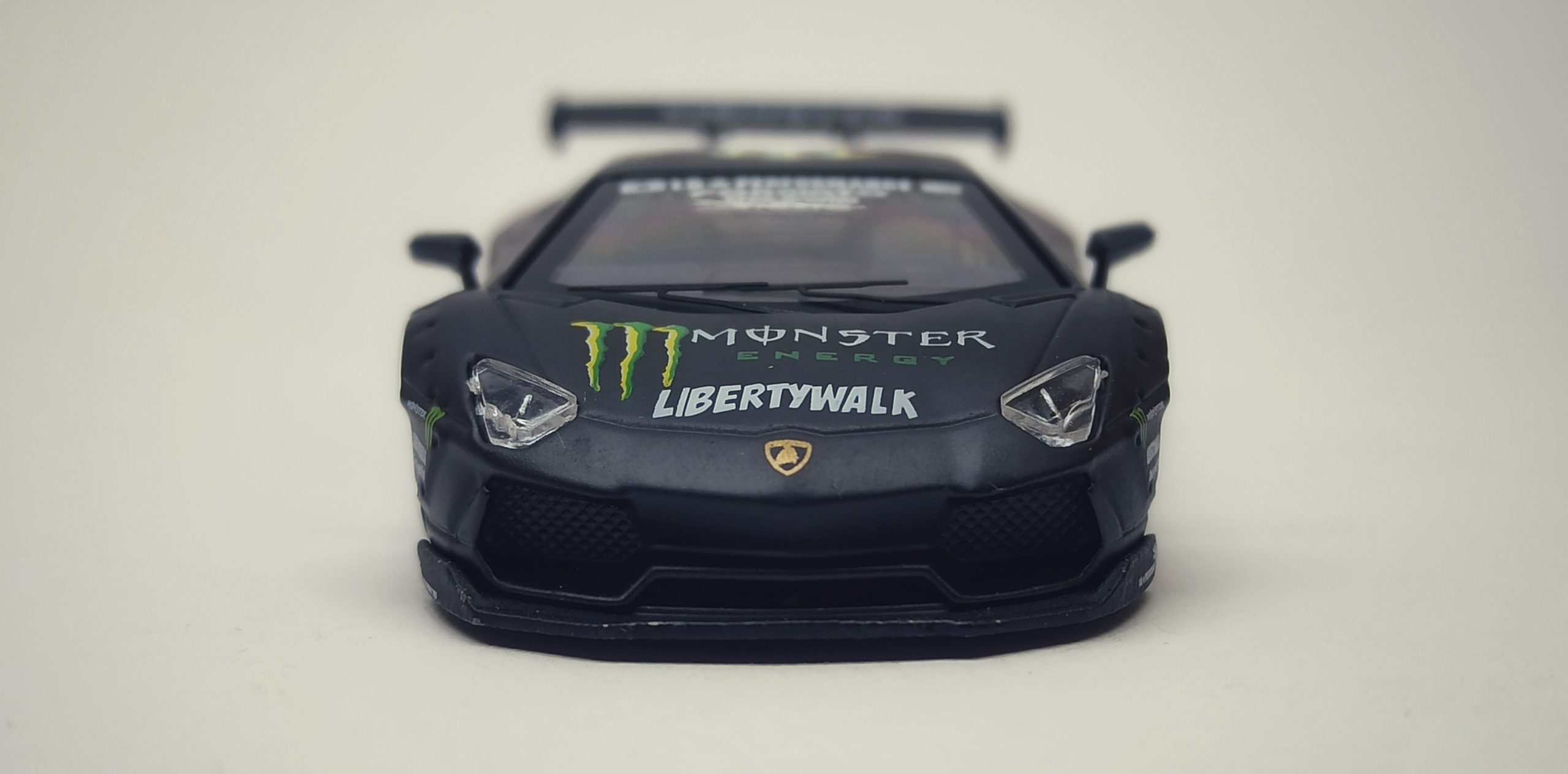 Time Model Lamborghini Aventador LP 700-4 2019 LB Performance Liberty Walk black (Monster Energy)