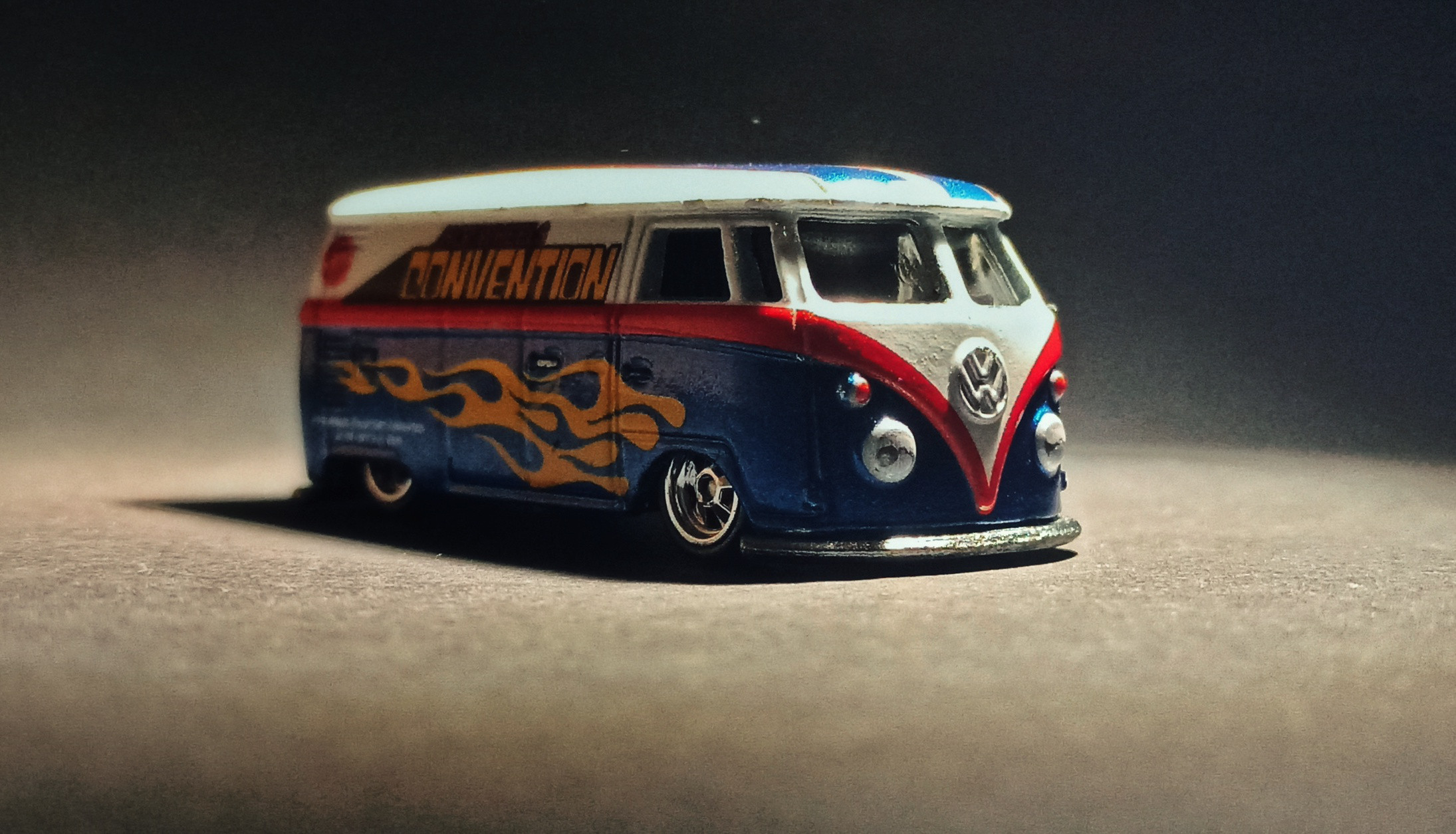 Hot Wheels Volkswagen T1 Panel Bus VW (GLH80) 2020 34th Annual Collectors Convention (3/3) (1 of 4.500) blue & white