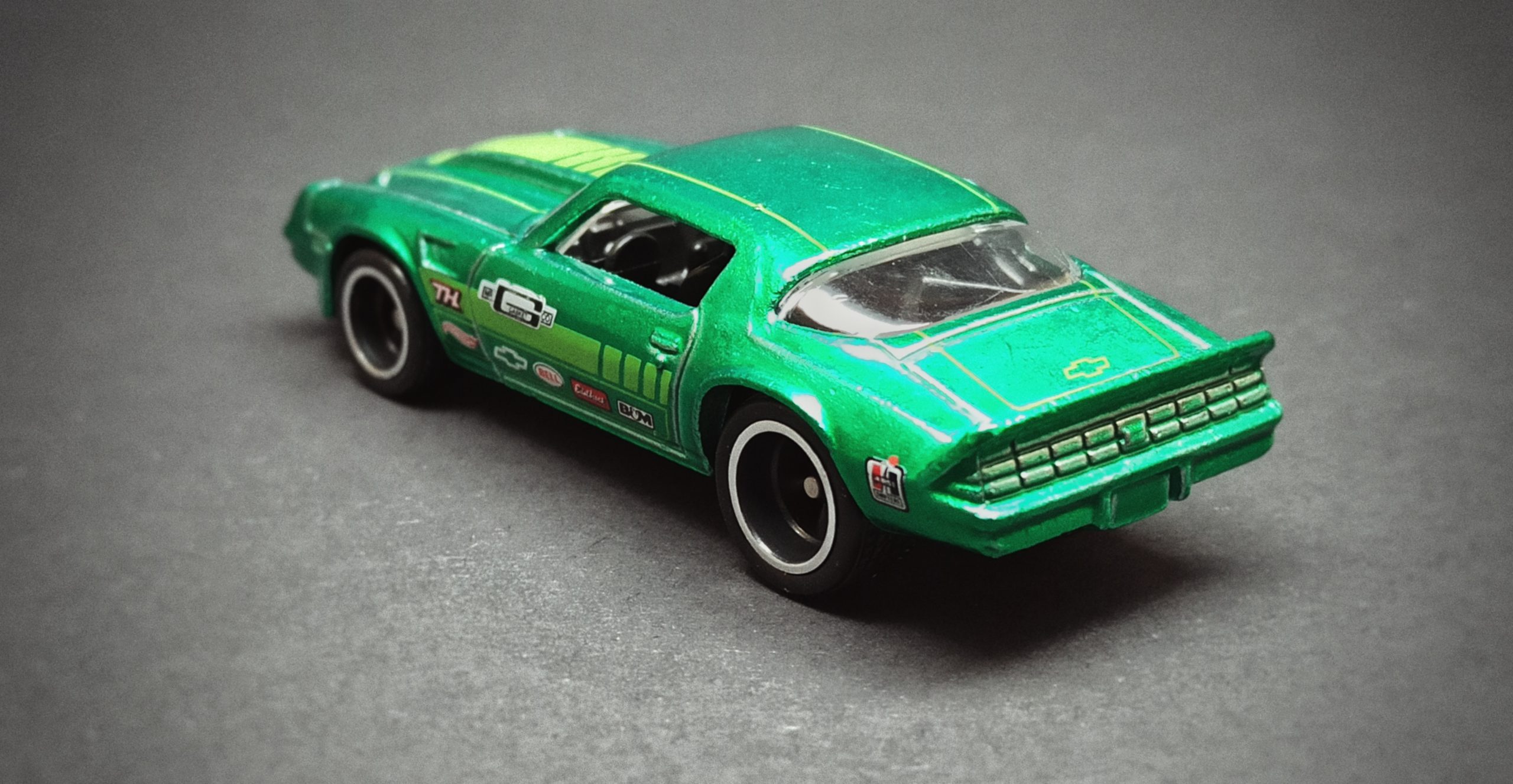 Hot Wheels '81 Camaro (HCY23) 2022 (248/250) Then and Now (10/10) spectraflame green Super Treasure Hunt (STH)