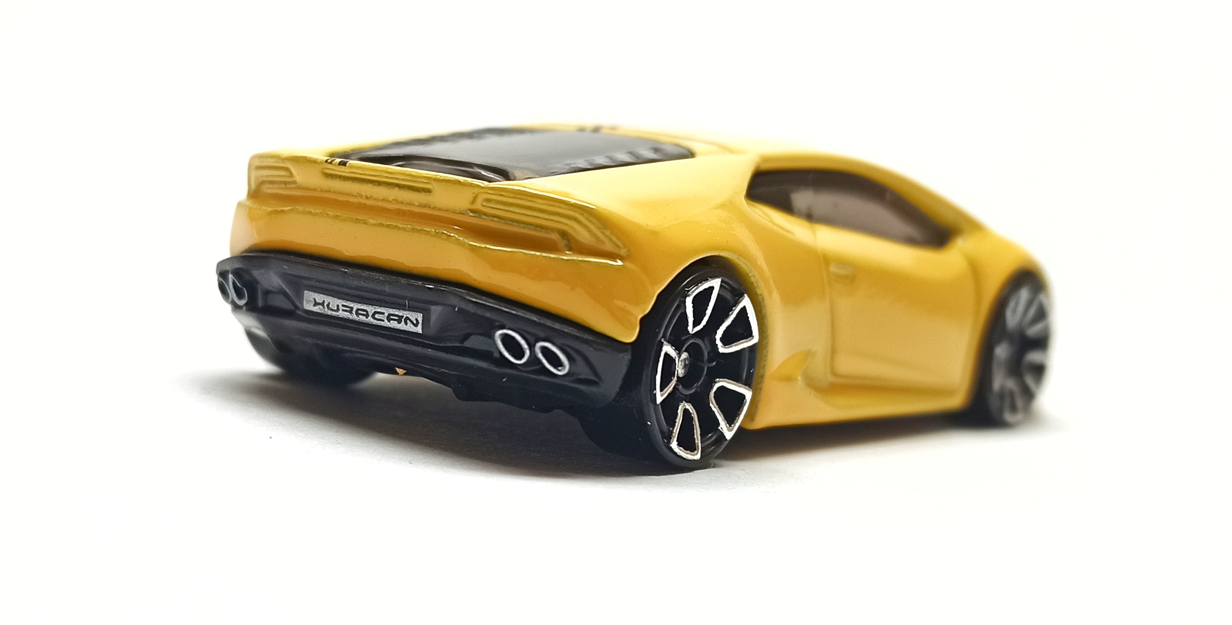 Hot Wheels Lamborghini Huracán LP 610-4 (HDH23) 2022 World Class Racers (2/5) giallo inti yellow
