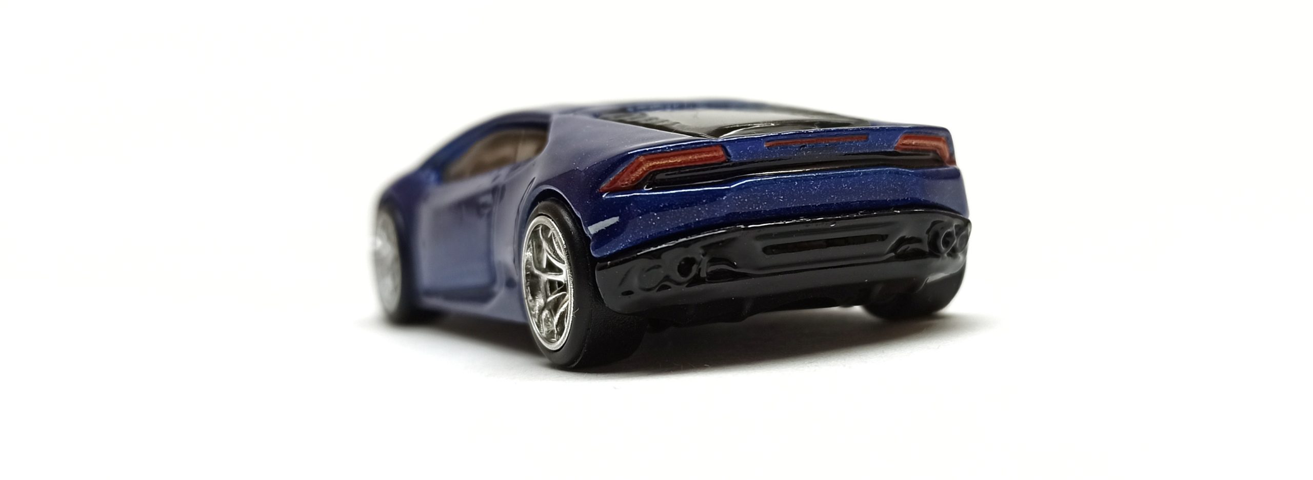Hot Wheels Lamborghini Huracán LP 610-4 (HFF32) 2022 Lamborghini Car Culture 2-Pack blue