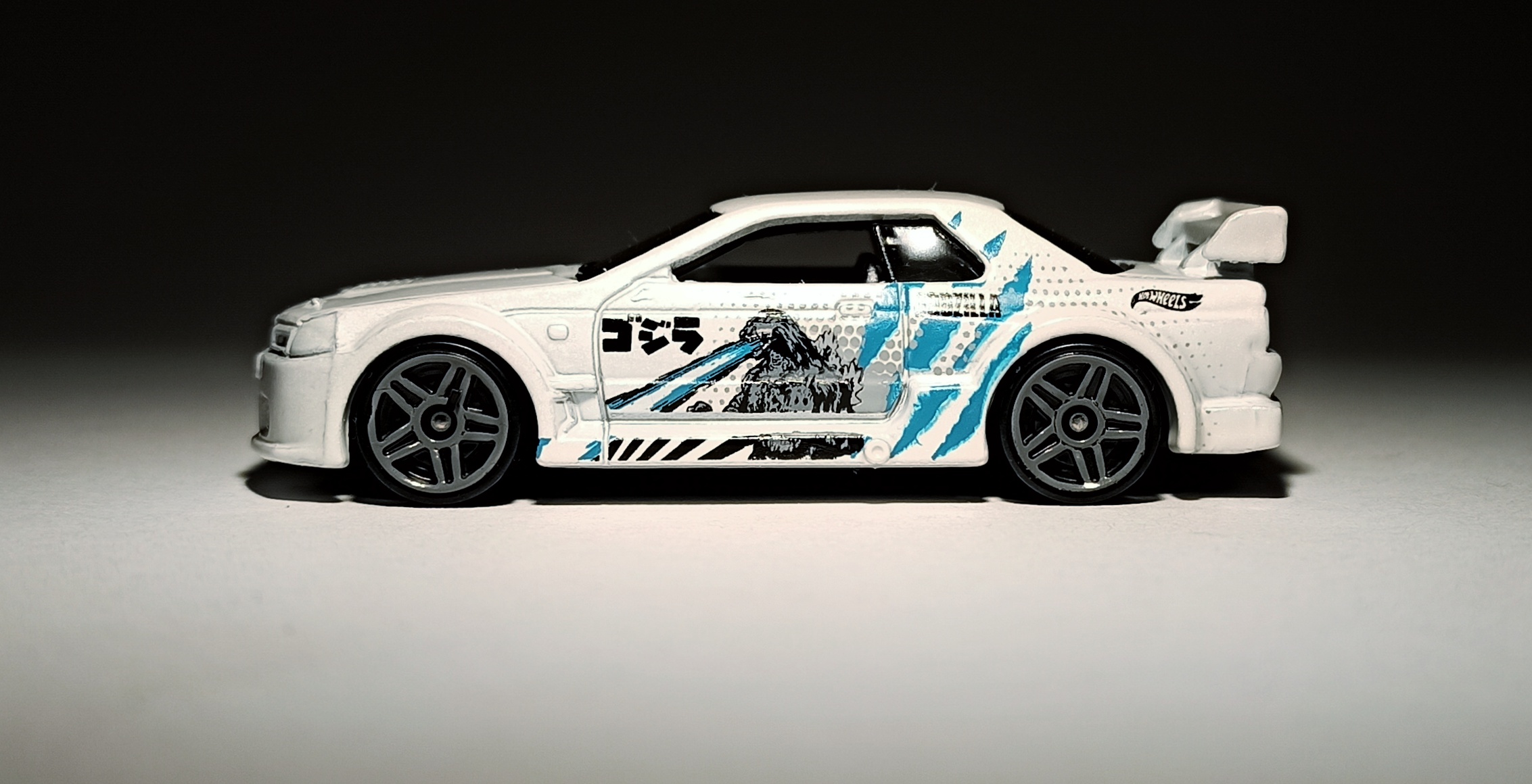Hot Wheels Nissan Skyline GT-R R32 (HKJ13) 2023 (69/250) HW J-Imports Godzilla (5/10) white