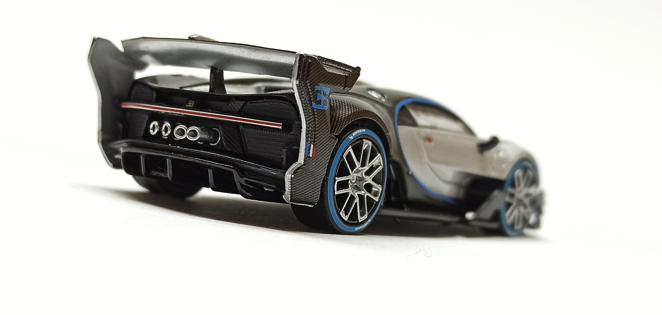 Mini GT Bugatti Vision Gran Turismo (MGT00369) 2022 silver